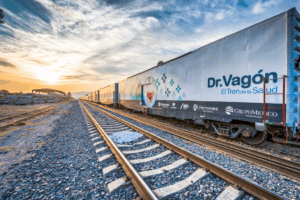 Realiza Dr. Vagón, El Tren de la Salud, primera cirugía de catarata